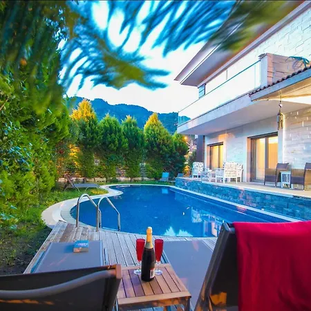 Villa Jotun Icmeler Daily Weekly